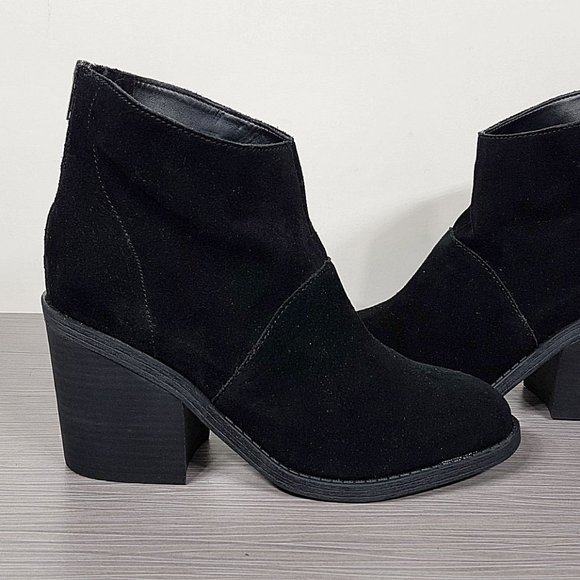 Steve Madden Shrines Bootie, Black Suede - Picture 7 of 10